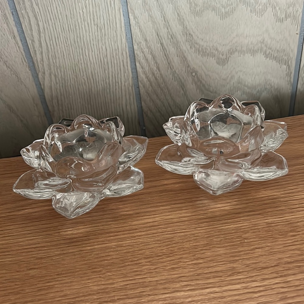 Set of 2 glass candle holders